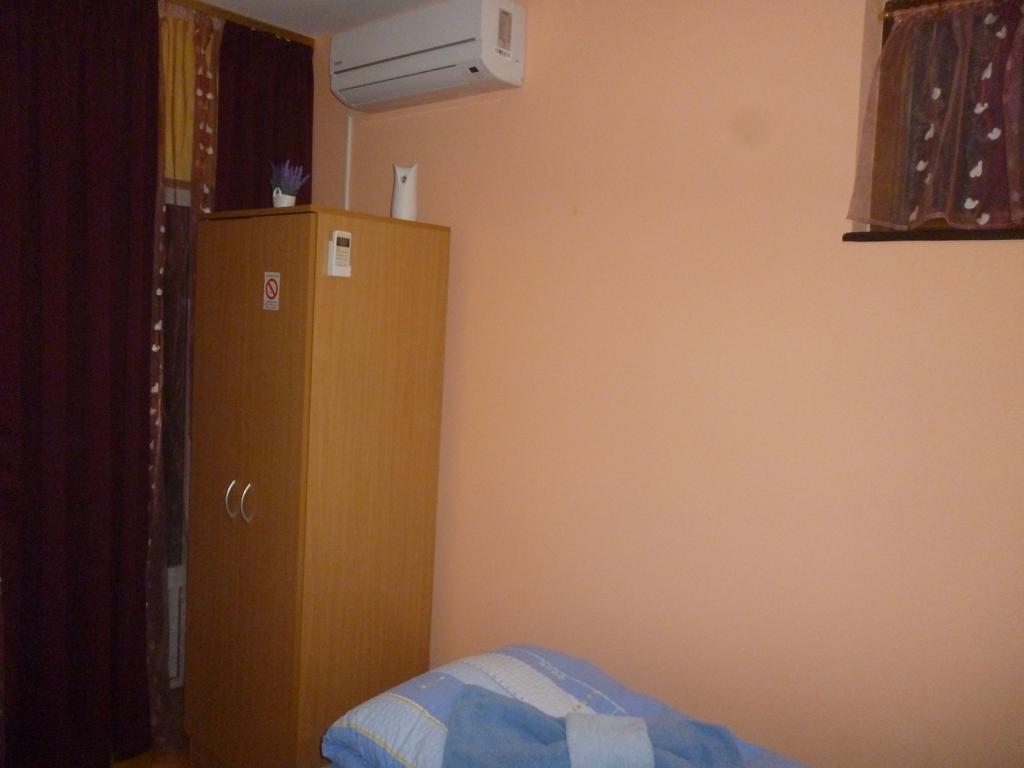 Guest House Rose Smederevska Palanka ภายนอก รูปภาพ