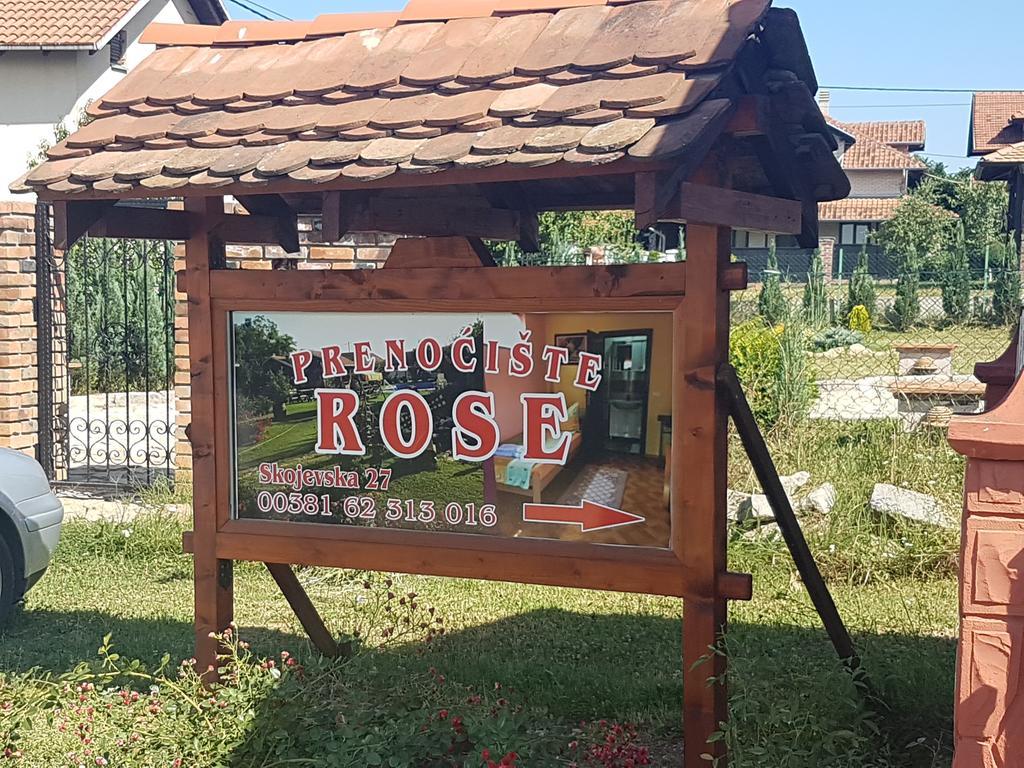 Guest House Rose Smederevska Palanka ภายนอก รูปภาพ